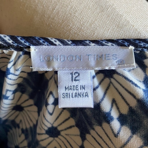 NWOT-LONDON TIMES-BLUE & WHITE PRINT SHIFT DRESS-SIZE 12 - Picture 8 of 8